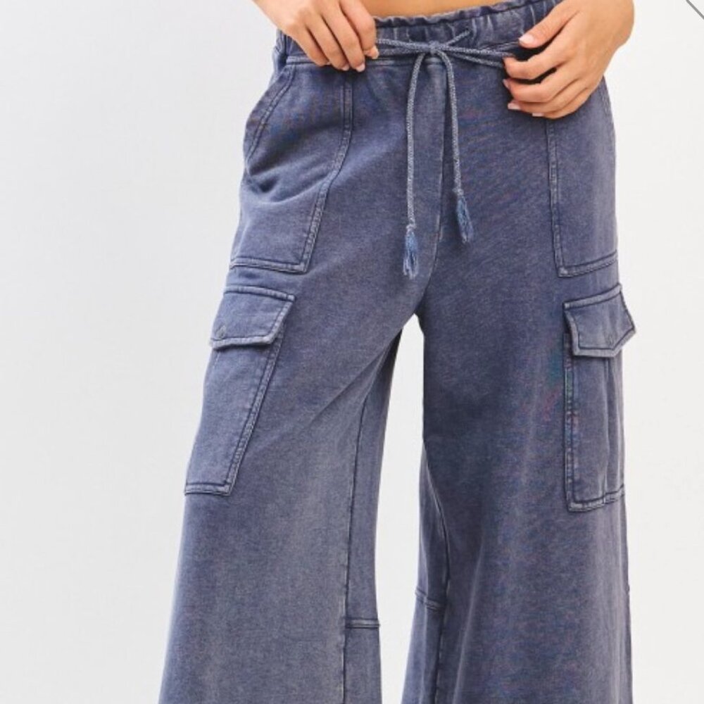 MITTOSHOP DENIM BLUE WASHED CARGO CROP NWT L